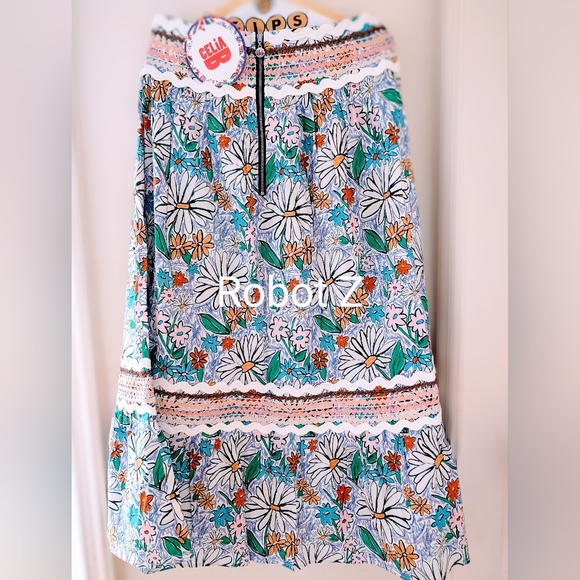 CeliaB - Picture 2 of 6